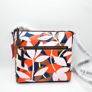 🔥NWT Kate spade New York Crossbody bag